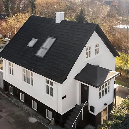 I * Rødby